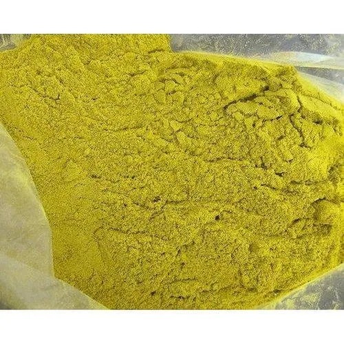 Ammonium ferric citrate being dissolved for cyanotype solution